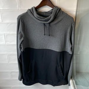 Black and grey nursing queen top